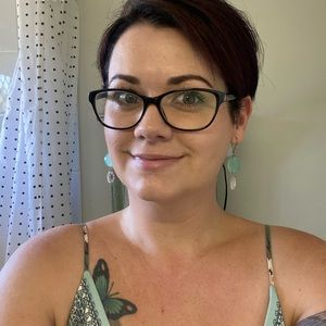 Meet your Posher, Jasmin